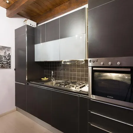 Apartment Navigli 7 Milan